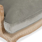 Gestoffeerde Grijze Accentfauteuil met Verweerde Houten Poten - 38Hx29Bx31D