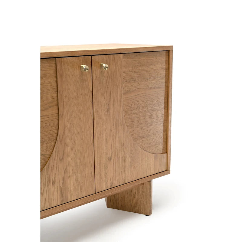Modern eiken dressoir met messing handgrepen